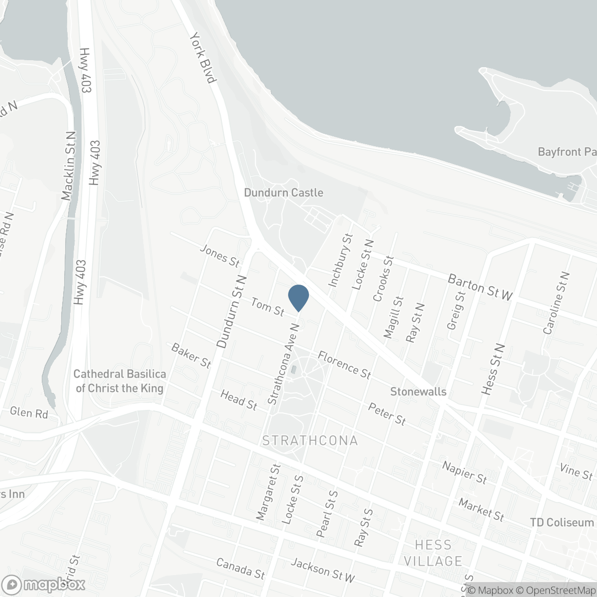 153 STRATHCONA AVENUE N, Hamilton, Ontario L8R 3C4